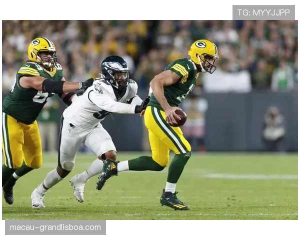 马刺进攻体系呈现多点开花 团队传导球创造机会